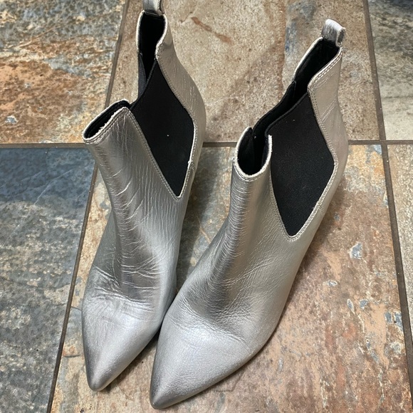 Sam Edelman Silver Boots - Picture 1 of 2
